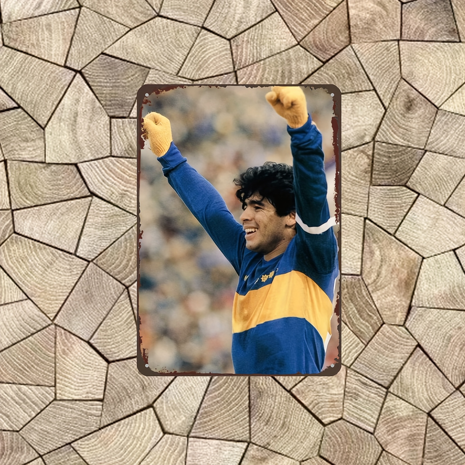 Victory Pose Soccer Player Met - Victory Home Decor 评论和价格