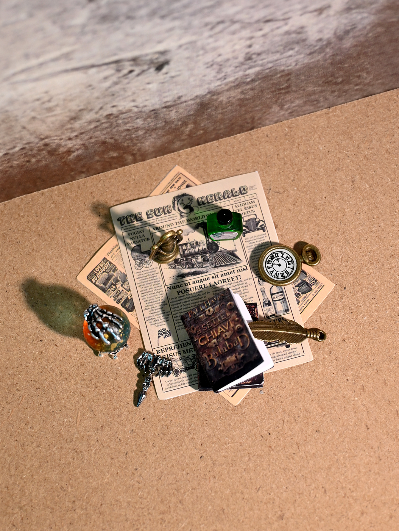 Miniature Replica Magic Vintag - Home Decor Manufacturers 评论和价格
